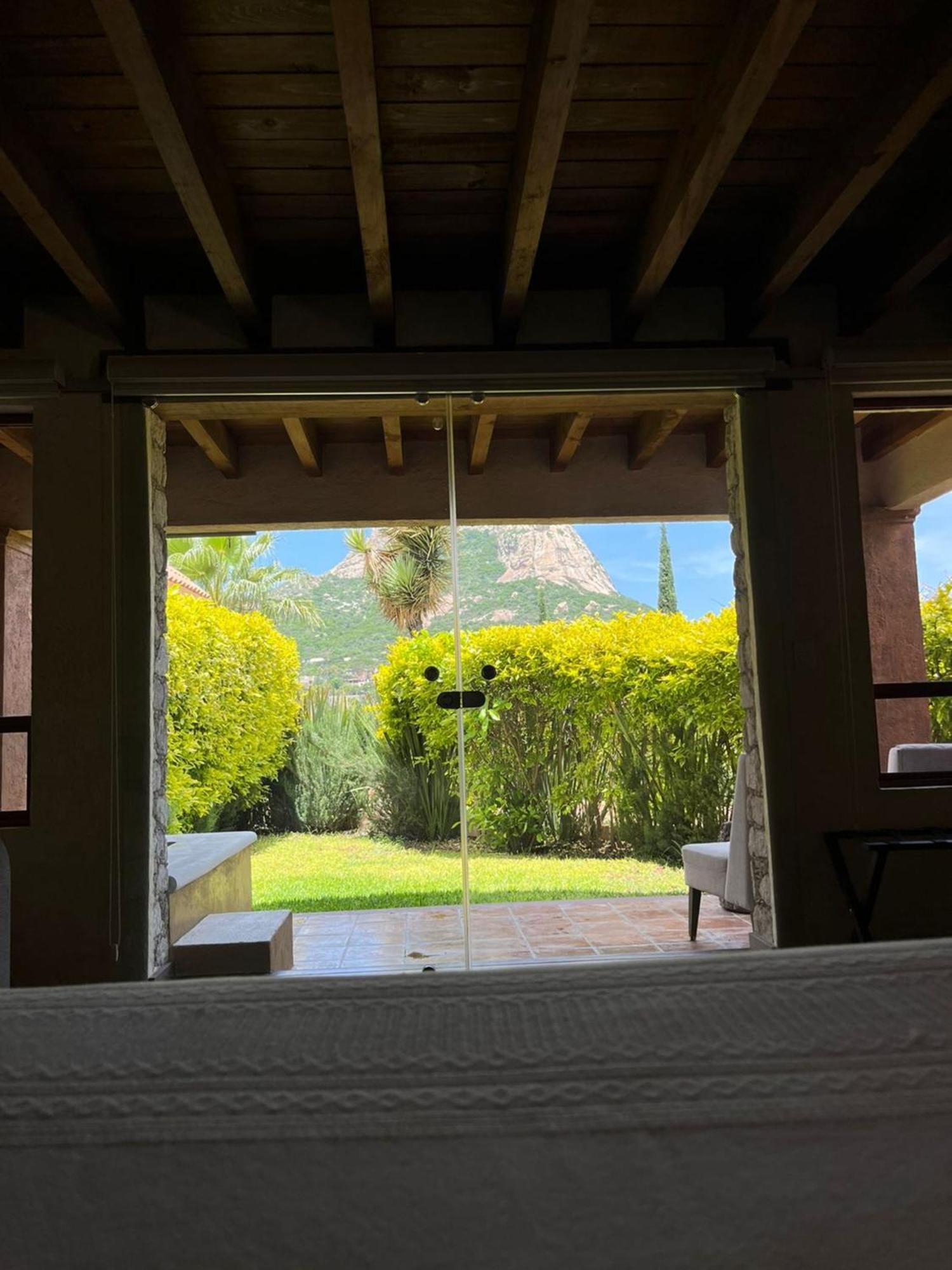 Zidada Hotel And Chalets Bernal Exterior photo